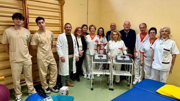Nuovi dispositivi per ultrasuoni ed elettroterapia donati al Centro di riabilitazione del San Donato
