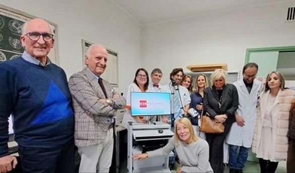 Neurologia Ospedale San Donato, un nuovo elettromiografo da Calcit e associazione Alice